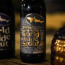 Dogfish Head Craft Brewery - World Wide Stout - Utopias Barrel-Aged Imperial Stout (4 pack 12oz bottles) (4 pack 12oz bottles)